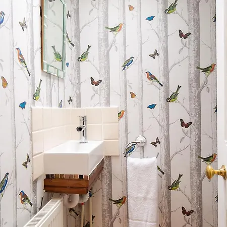 Ghyll Foot * Ambleside